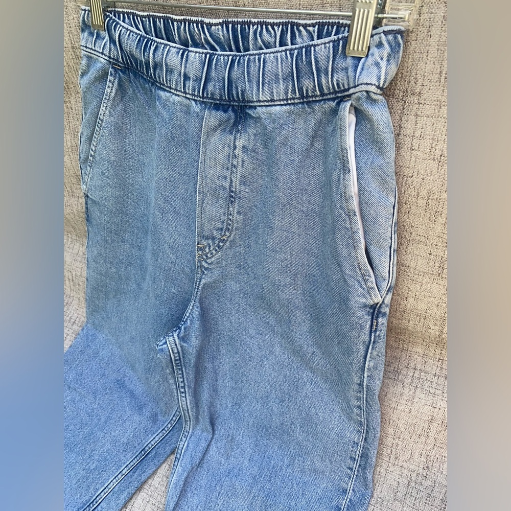 H&M Light Blue Denim Jeans Size XS, With Elastic Waist, Loose Fit - Picture 4 of 9